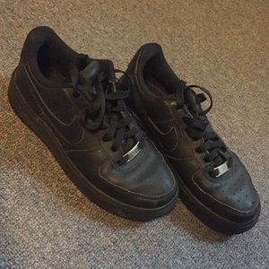 Nike Air Force 1 black 4Y